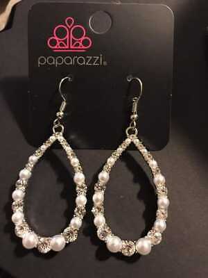 Gala go new arrivals getter white earring